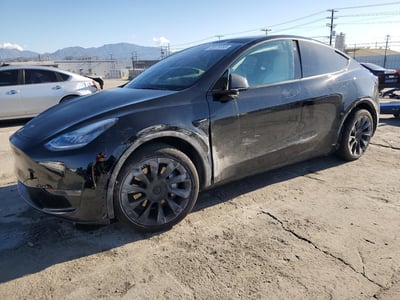5YJYGDEE0MF****** 2021 Tesla Model Y