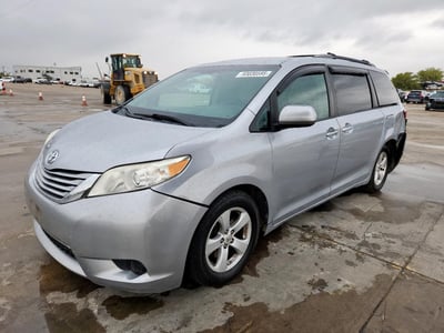 5TDKK3DC3FS****** 2015 Toyota Sienna