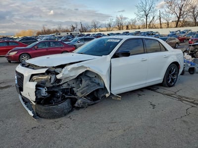 2020 Chrysler 300