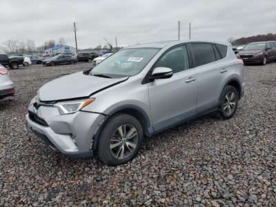 2T3RFREV7JW****** 2018 Toyota RAV4