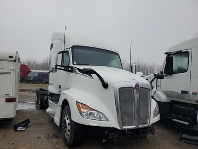 1XKYD49X7NJ****** 2022 Kenworth 310