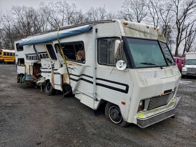 1GBJP37W4C3****** 1982 Chevrolet P30