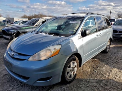 5TDKK4CC7AS****** 2010 Toyota Sienna