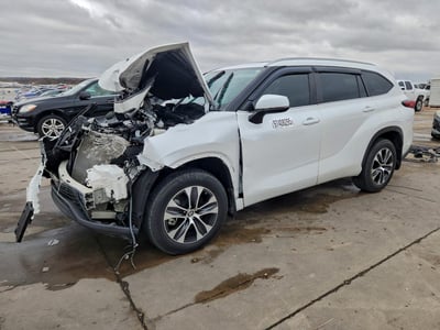 5TDKDRAH1PS****** 2023 Toyota Highlander