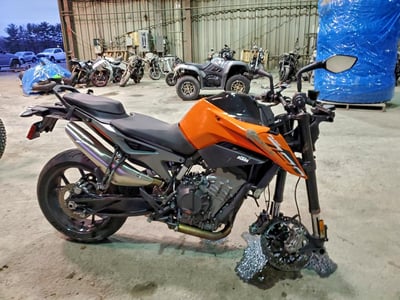 LCETU7403PH****** 2023 CF Moto 790