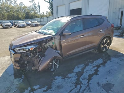 KM8J33A27GU****** 2016 Hyundai Tucson