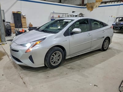 JTDKBRFU0G3****** 2016 Toyota Prius