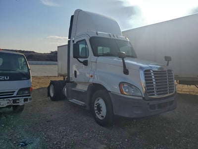 1FUBGEDV5FL****** 2015 Freightliner Cascadia 125