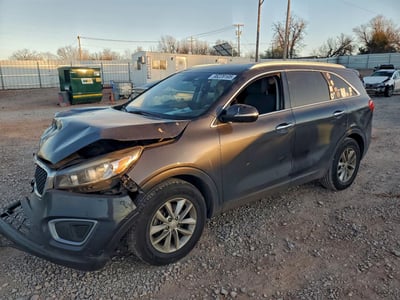 5XYPG4A39HG****** 2017 Kia Sorento