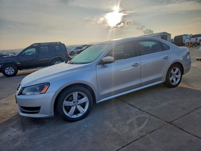 1VWBH7A38DC****** 2013 Volkswagen Passat