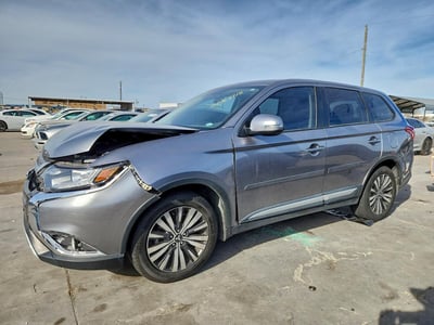 JA4AD3A3XKZ****** 2019 Mitsubishi Outlander