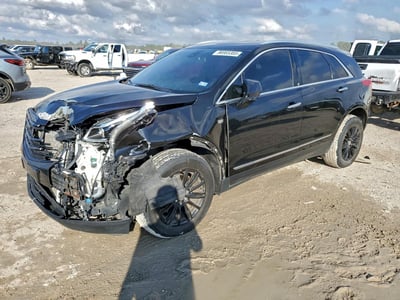 1GYKNARS0JZ****** 2018 Cadillac XT5