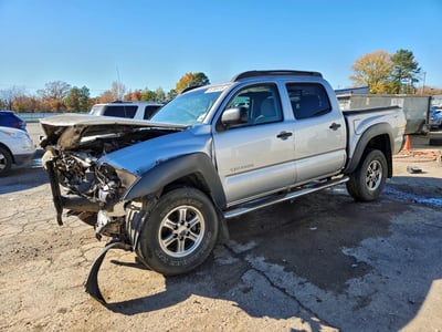 5TFJU4GN4BX****** 2011 Toyota Tacoma