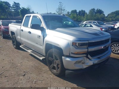 1GCVKPEC7JZ****** 2018 Chevrolet Silverado 1500