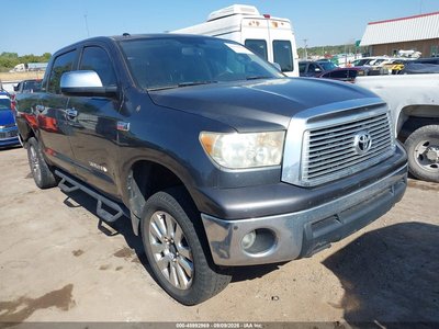 5TFHW5F11BX****** 2011 Toyota Tundra