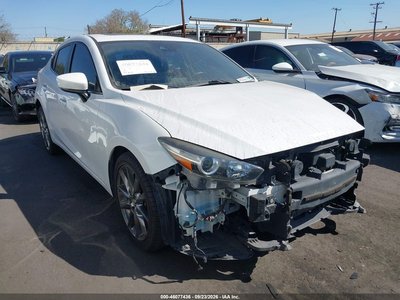 3MZBN1V32JM****** 2018 Mazda 3