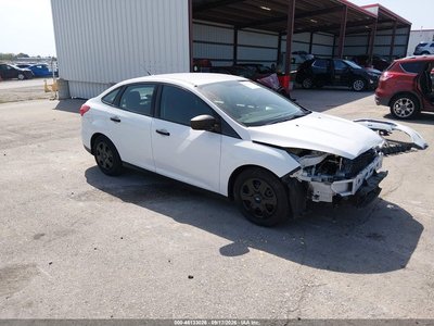 1FADP3E29GL****** 2016 Ford Focus