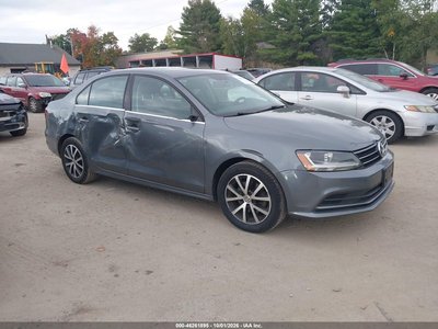 3VWDB7AJ9HM****** 2017 Volkswagen Jetta