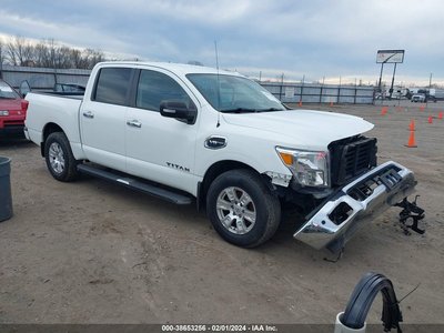 1N6AA1E52HN****** 2017 Nissan Titan