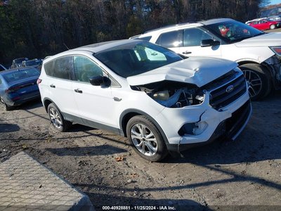 1FMCU0GD5HU****** 2017 Ford Escape