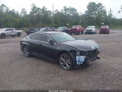 58ABZ1B15KU****** 2019 Lexus ES