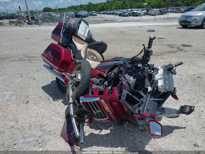 1HFSC223XXA****** 1999 Honda Gold Wing
