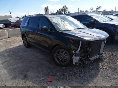 2025 Kia Carnival