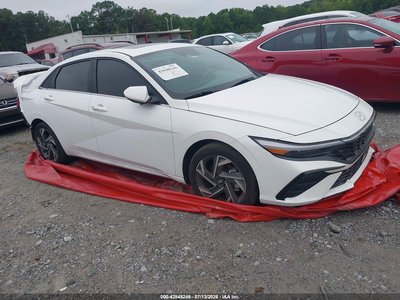 2024 Hyundai Elantra