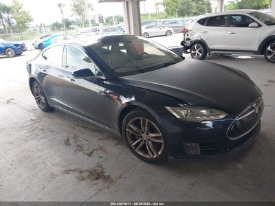 5YJSA1AC8DF****** 2013 Tesla Model S
