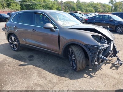 WP1AA2A23CL****** 2012 Porsche Cayenne
