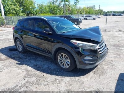 KM8J33A23GU****** 2016 Hyundai Tucson
