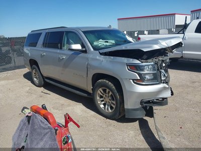 1GNSCHKC6JR****** 2018 Chevrolet Suburban