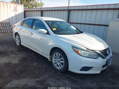 1N4AL3AP5GN****** Salvage and Wrecked 2016 Nissan Altima in Tulsa