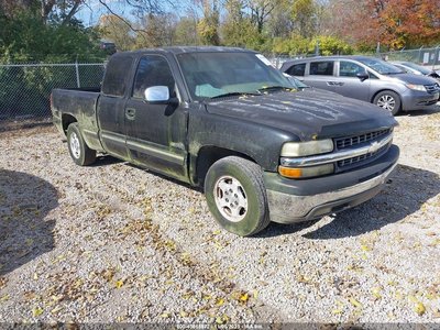 2GCEC19T411****** 2001 Chevrolet Silverado 1500