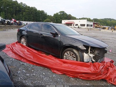 2016 Lexus ES