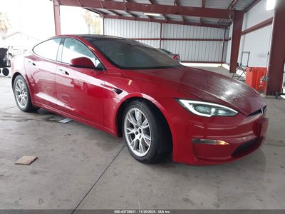 5YJSA1E53NF****** 2022 Tesla Model S