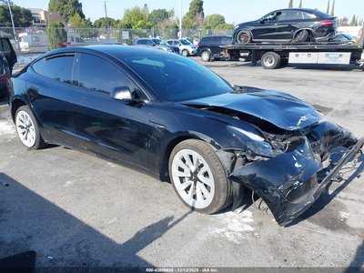 5YJ3E1EA4NF****** 2022 Tesla Model 3