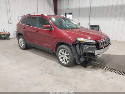 1C4PJMCS2HW****** 2017 Jeep Cherokee