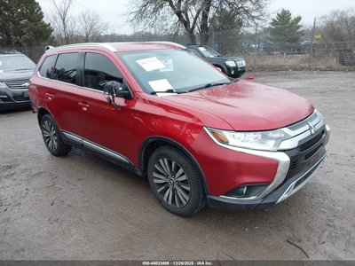 2019 Mitsubishi Outlander