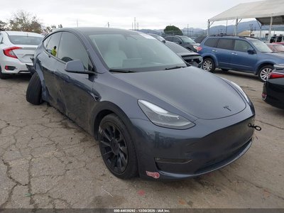 7SAYGDEE9PF****** 2023 Tesla Model Y