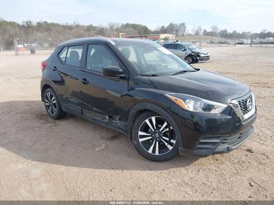 2020 Nissan Kicks