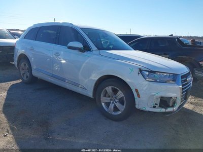 WA1LHAF76KD****** 2019 Audi Q7
