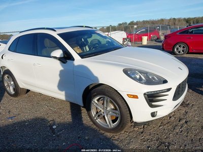 2017 Porsche Macan