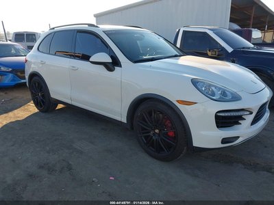 WP1AC2A20CL****** 2012 Porsche Cayenne