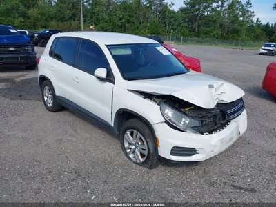 WVGAV3AX6EW****** 2014 Volkswagen Tiguan