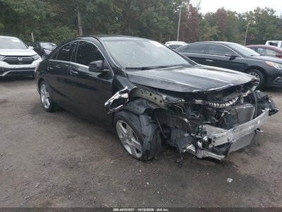 WDDSJ4EBXHN****** 2017 Mercedes-Benz CLA-Class