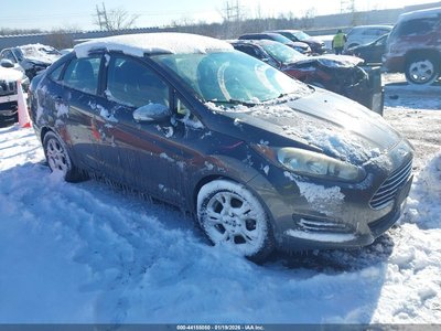 3FADP4BJ4GM****** 2016 Ford Fiesta