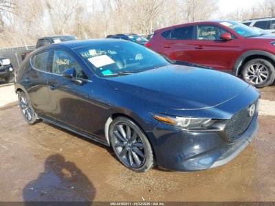 JM1BPAMM8K1****** 2019 Mazda 3