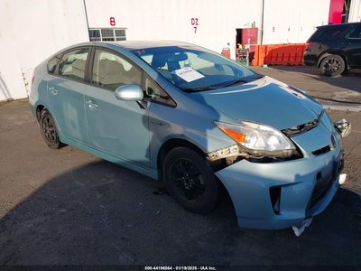 JTDKN3DU8F1****** 2015 Toyota Prius