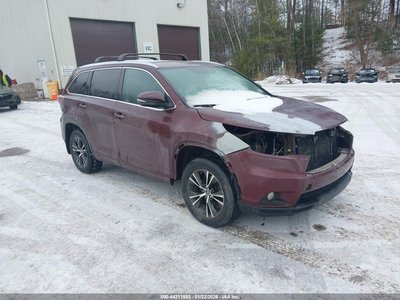 2016 Toyota Highlander